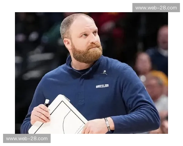 灰熊詹金斯应对主力伤缺有方 轮换球员得到充分锻炼